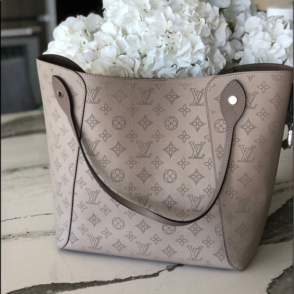 Louis Vuitton Handbags - Louis Vuitton bag
